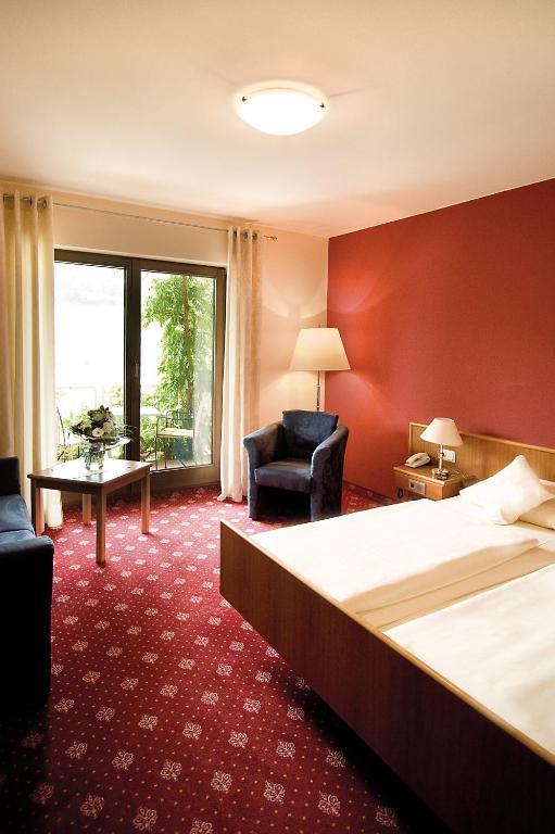 Weinhotel St. Stephanus เซลทิงเงน-อาคทิก ห้อง รูปภาพ